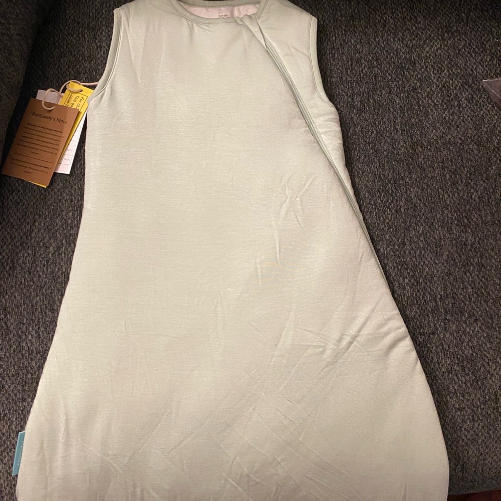 PurComfy 2.5 tog sleep sack new with tags size 3-6 months